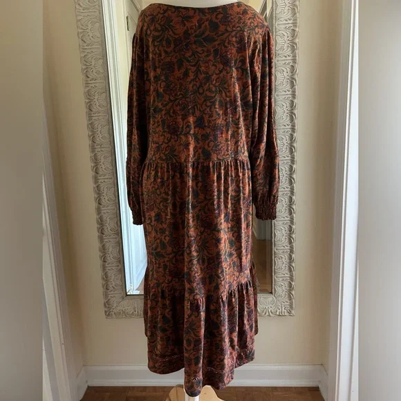 Chic Autumnal Long Sleeve Dress - Picture 7 of 8